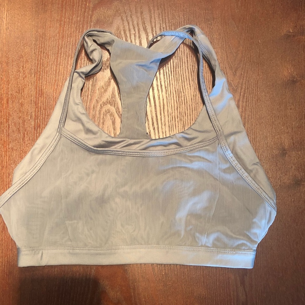 Favletics sports bra